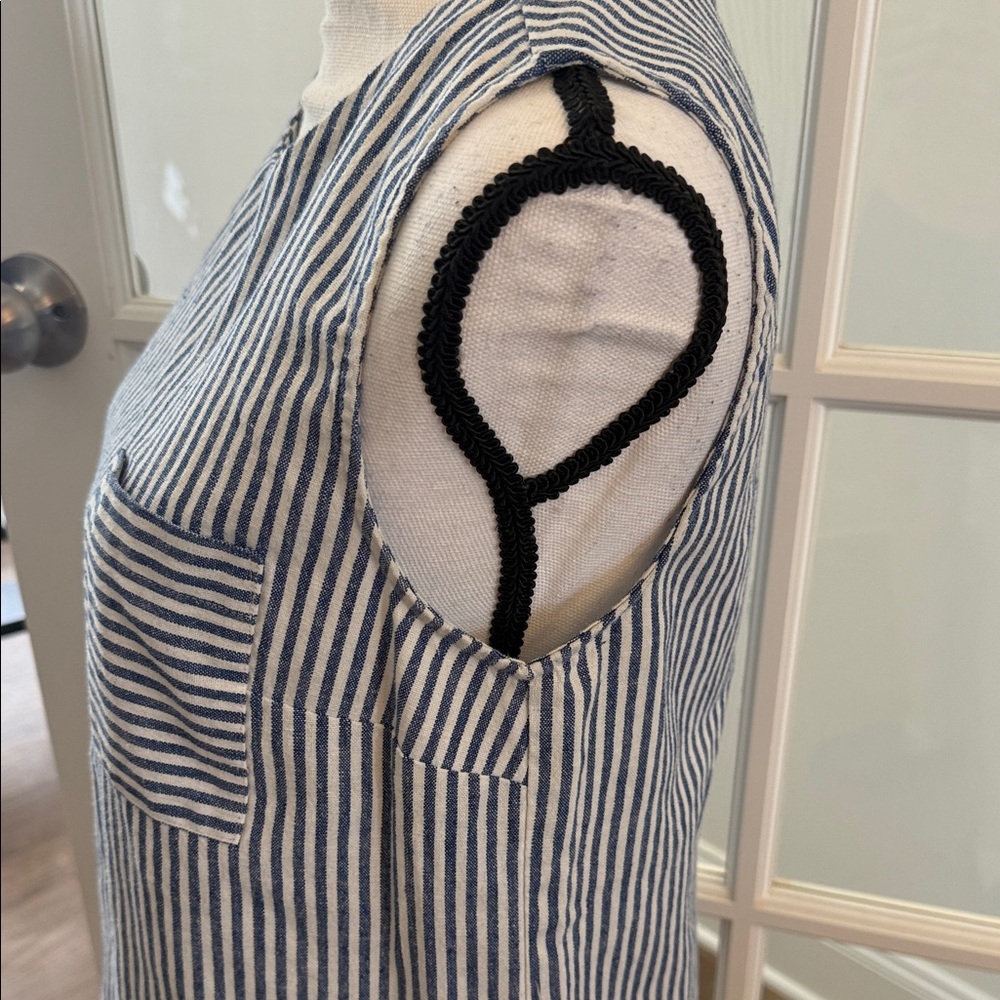 J. Crew Striped Sleeveless Top with Pocket, Size 6 - Picture 3 of 8